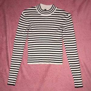 H&M Black & White Striped Cropped Shirt sz XS